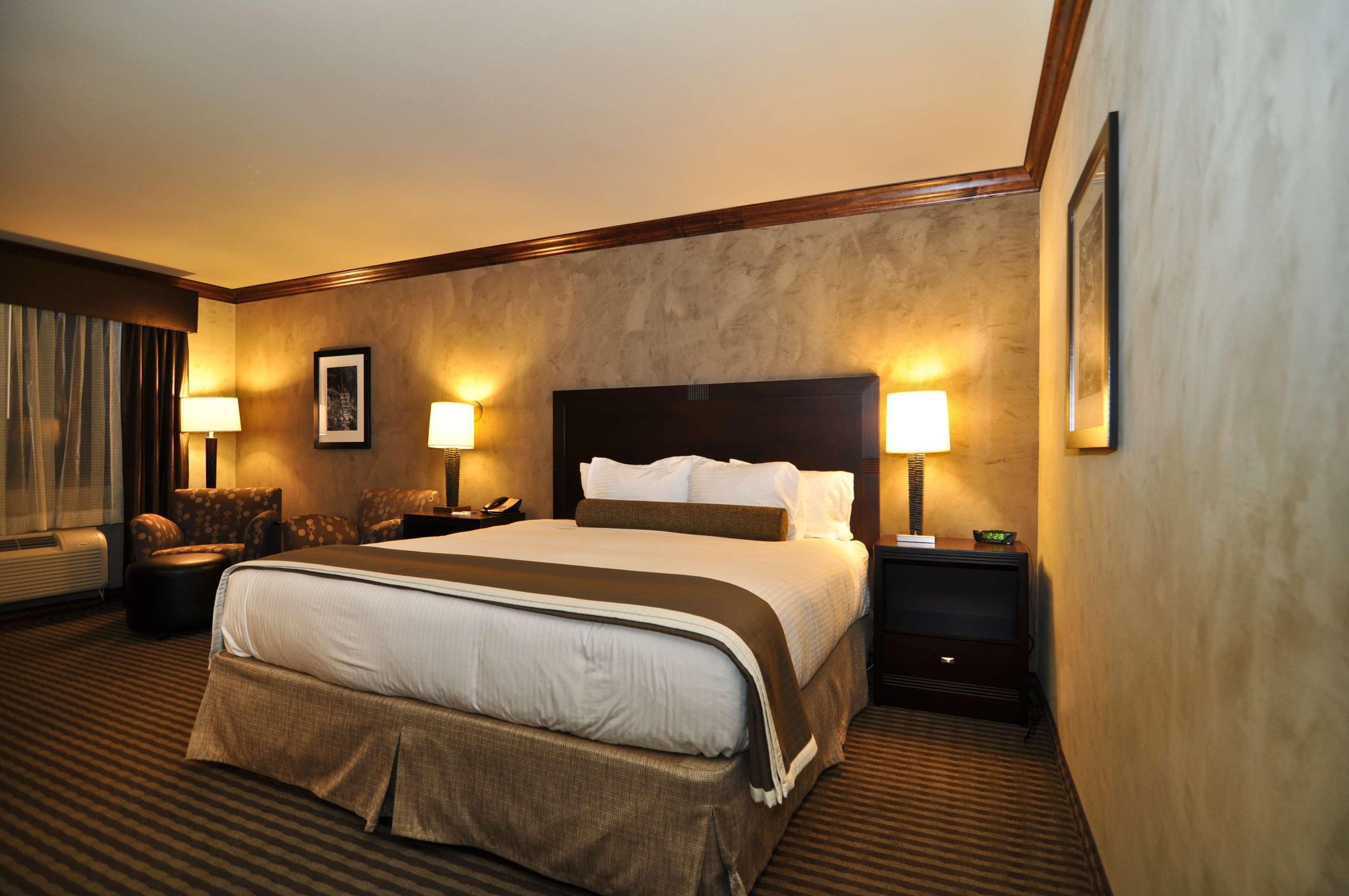 Best Western Plus Raton Hotel Екстер'єр фото