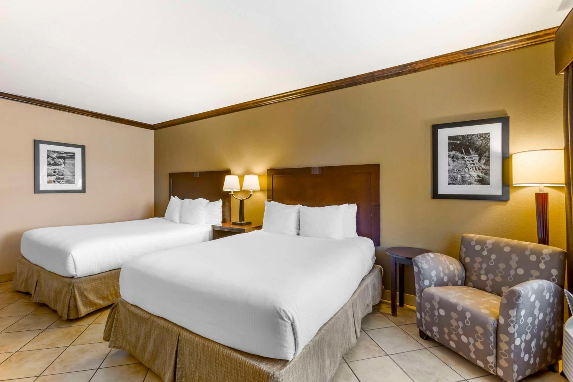 Best Western Plus Raton Hotel Екстер'єр фото